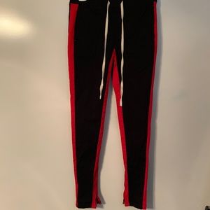 Fashion nova Men’s Jeans black & Red small
